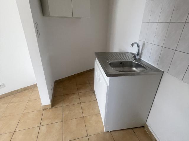 APPARTEMENT DE TYPE F1 25m2