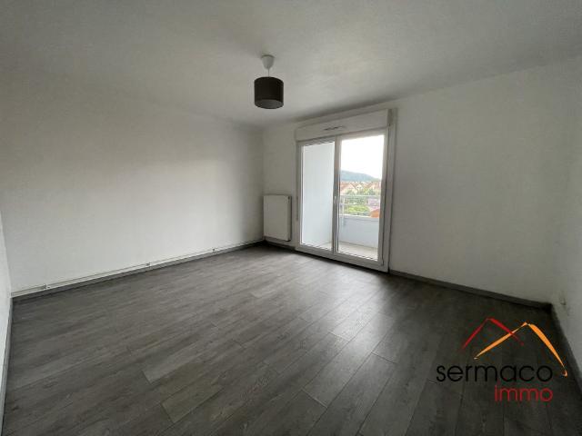 Appartement de type F2 avec balcon