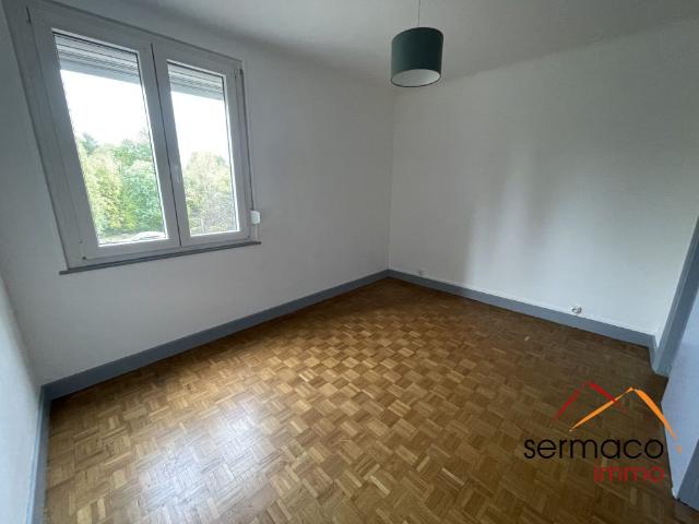 Appartement de type F2 avec balcon