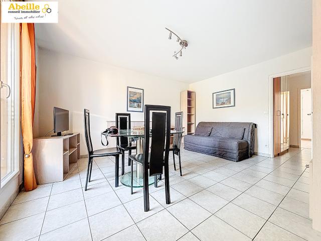 APPARTEMENT DE TYPE F2 DE 48 M2 HAB. 1 PLACE DE PARKING, CAVE PRIVATIVE