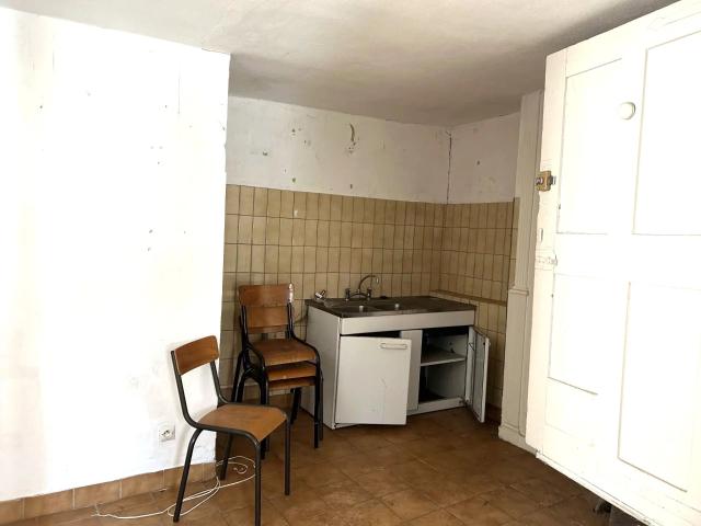 APPARTEMENT DE TYPE F2