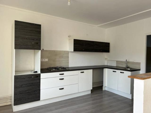 APPARTEMENT DE TYPE F2
