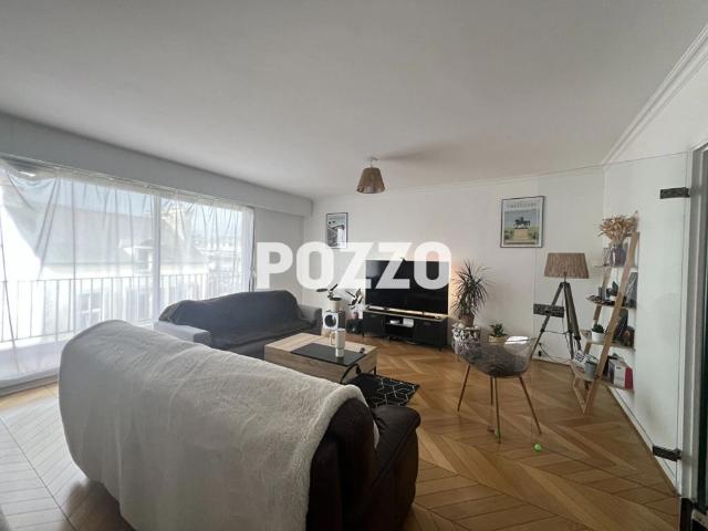 APPARTEMENT DE TYPE F3 A LOUER EN HYPER CENTRE DE CHERBORUG EN RESIDENCE AVEC ASCENSEUR AVEC BALCON