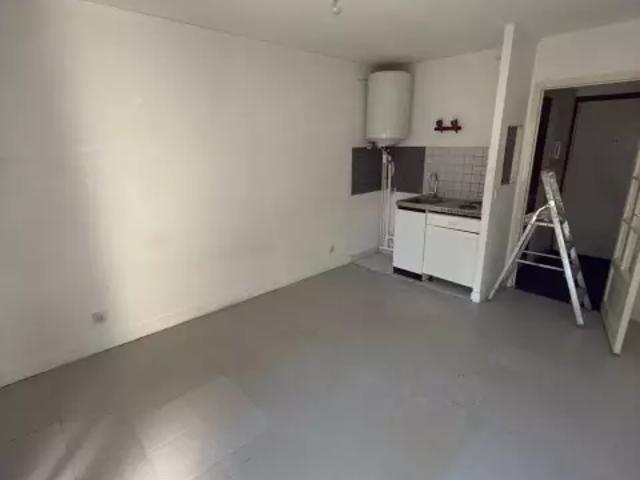 Appartement de type Studio dans le centre ville de Houilles