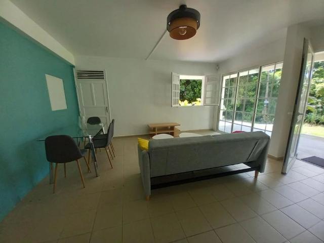 Appartement de type T2 meublé Providence ABYMES