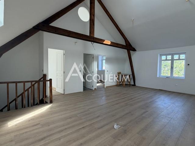 APPARTEMENT DE TYPE T3/4 avec PARKING PRIVE