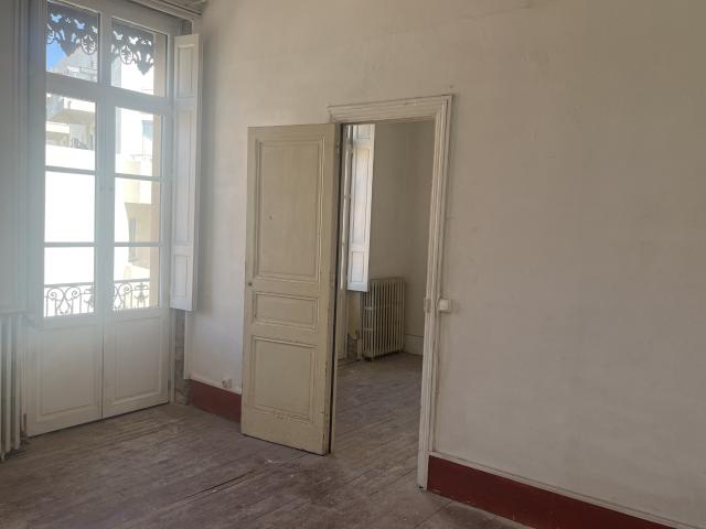 Appartement de type 2 de 55 m2 3ème étage avec balcons individuels