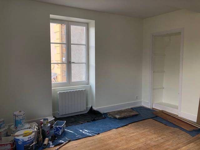 APPARTEMENT DE TYPE 2 DE 60 M2. 2EME ÉTAGE, CENTRE VILLE.REFAIT À NEUF