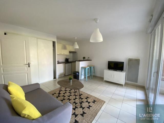 Appartement de type 2 meublé Saint Exupéry