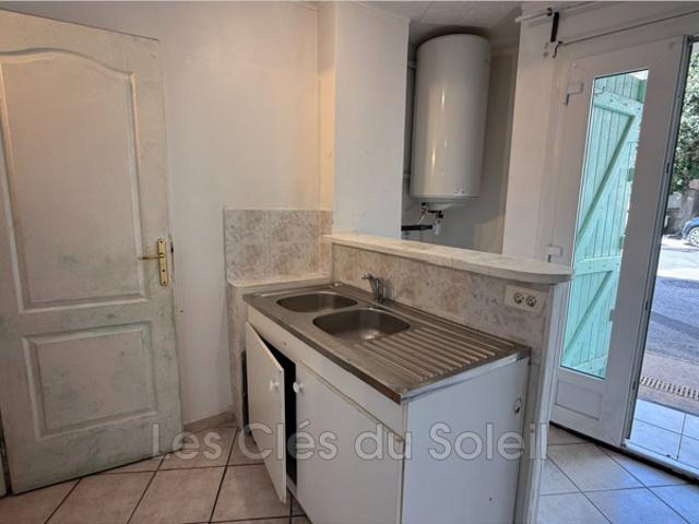 Appartement de type 2 Sur Pignans idéal investisseur Situé e