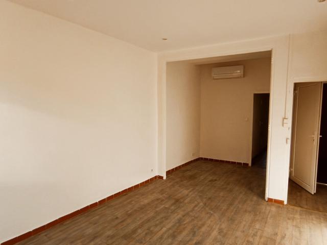Appartement de Type 3 58m² Climatisé avec Terrasse BESSE SUR ISSOLE