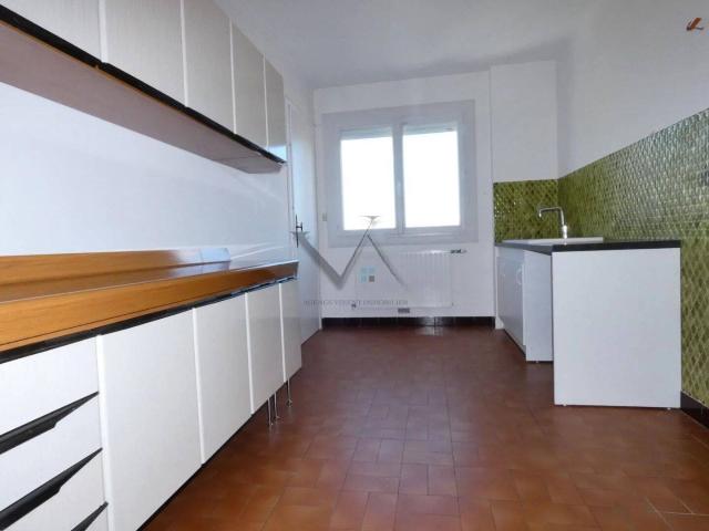 APPARTEMENT DE TYPE 3