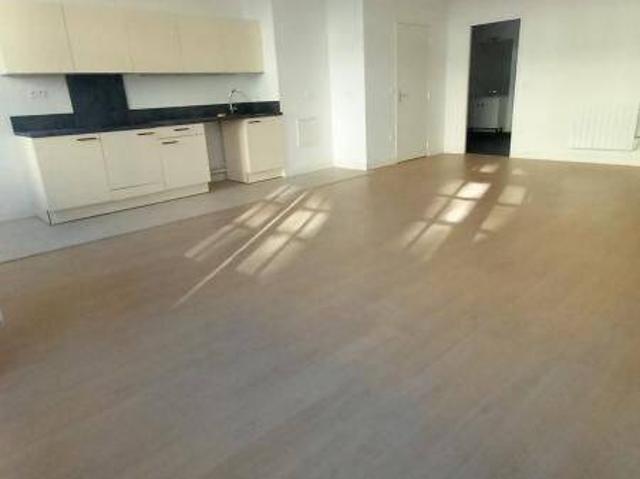 Appartement de type 3 81m² en duplex à louer COMPIEGNE