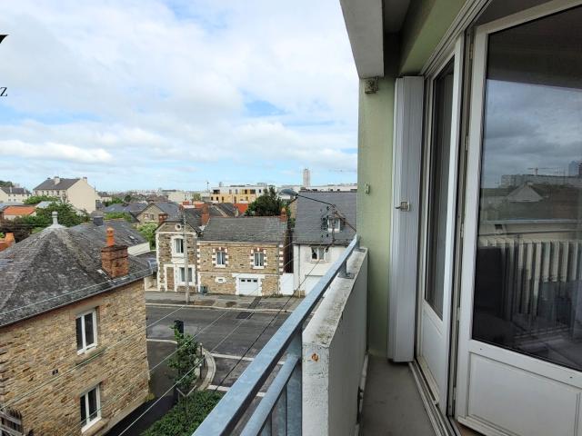 Appartement de Type 3 de 59 m2 avec garage proche métro Jacques Caartier