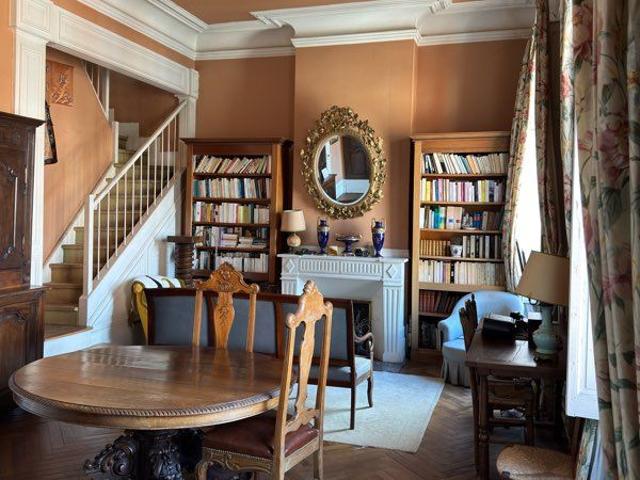 Appartement de caractère 181m2 Carmes