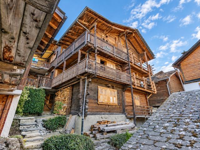 Appartement de caractère à louer à l’année dans un cadre alpin
