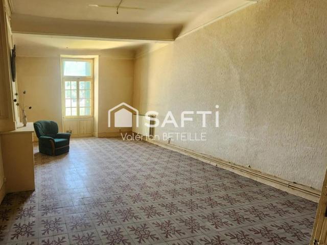 Appartement de caractère à rénover – 125 m²