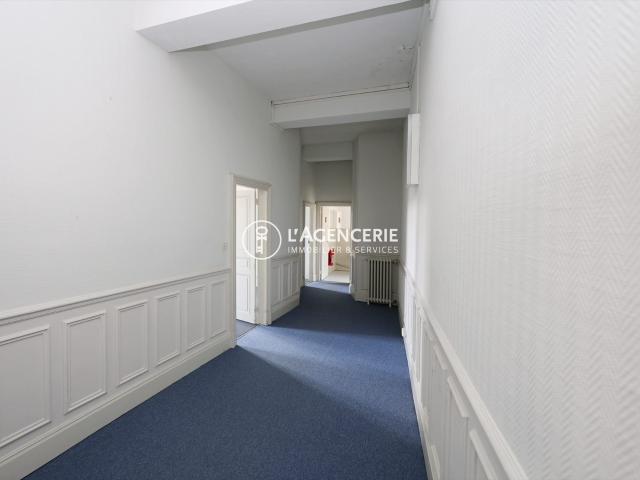 Appartement de caractère Palais de Justice – 186 m² 186m² Albi