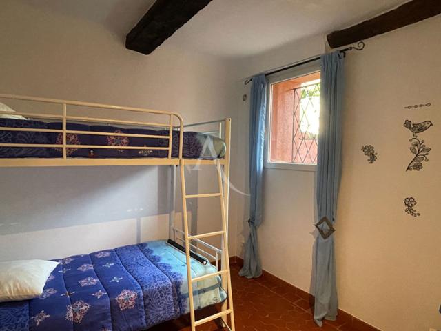 APPARTEMENT DE CHARME À QUINSON 67M2
