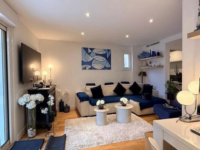 Appartement de charme avec terrasse plein sud — À deux pas des plages et des commerces