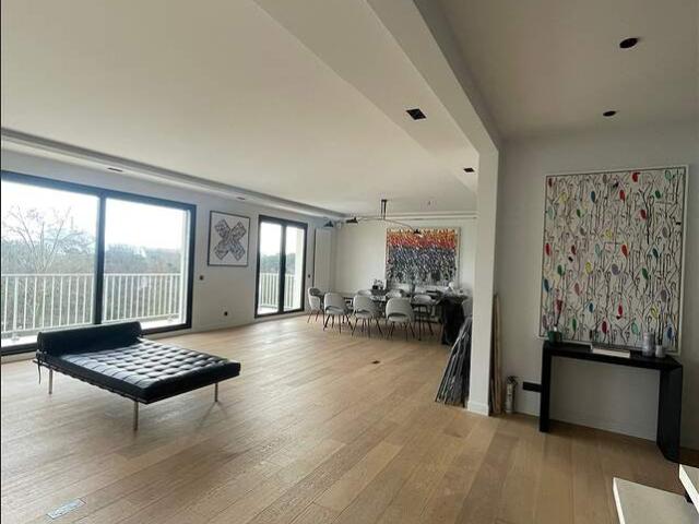 Appartement de luxe avec 3 chambres dans le 92ème banlieue de Paris Hauts de Seine, 92200: 200 m² — #5108