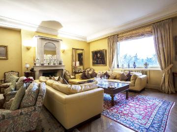 Appartement à louer à Rue du Docteur Germain Sée - Cuisine équipée