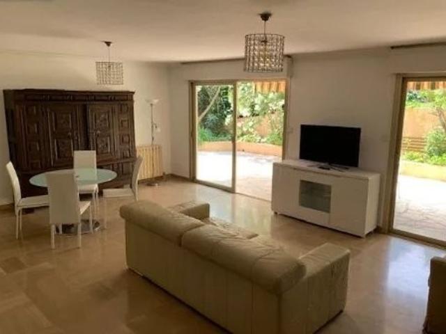 Appartement de luxe de 100 m2 en location Saint Laurent du Var, France