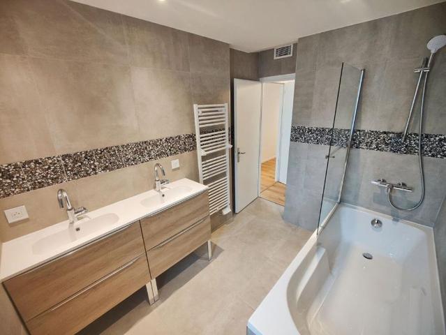 Appartement de luxe de 134 m2 en vente Grenoble, France