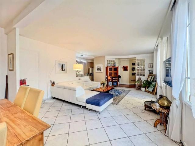 Appartement de luxe de 2 chambres en vente à Avenue Amiral Courbet, Antibes, Provence Alpes Côte d'Azur