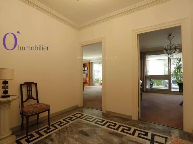Appartement de luxe de 2 chambres en vente à Le Chesnay, Île de France