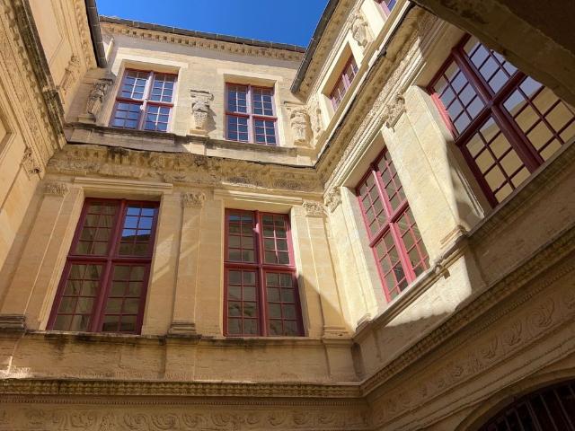 Appartement de luxe de 5 pièces en vente à Uzès, France