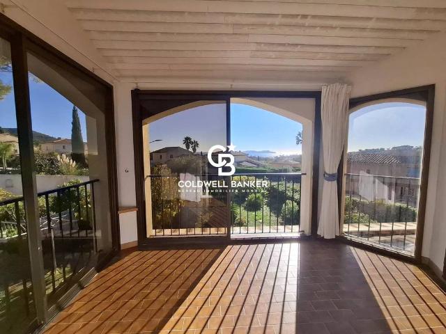 Appartement de luxe de 3 chambres en vente à Carqueiranne, Provence Alpes Côte d'Azur