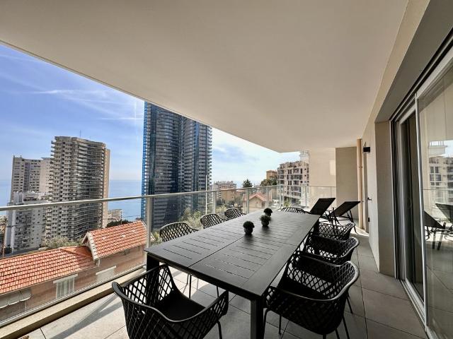Appartement de luxe de 3 pièces en location à Beausoleil, Provence Alpes Côte d'Azur