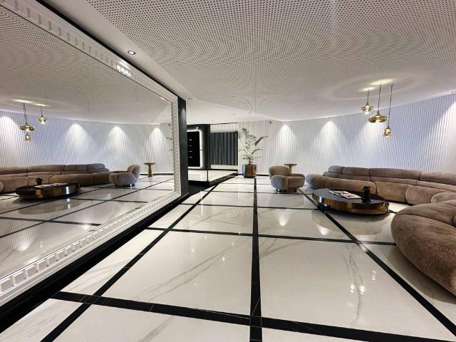 Appartement de luxe de 3 pièces en vente à 06190, Roquebrune, Nouvelle Aquitaine