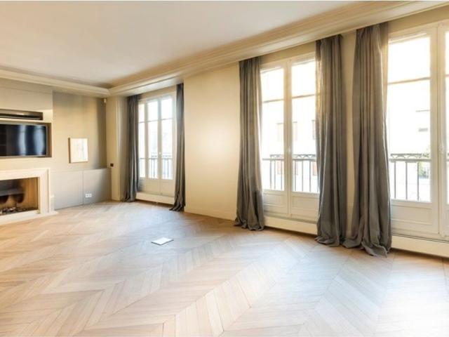Appartement de luxe de 4 chambres à Tour Eiffel, Invalides – Ecole Militaire, Saint Thomas d’Aquin, France
