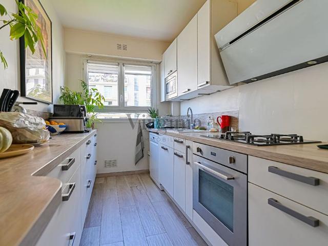 Appartement de luxe de 4 pièces en vente à Charenton le Pont, Île de France