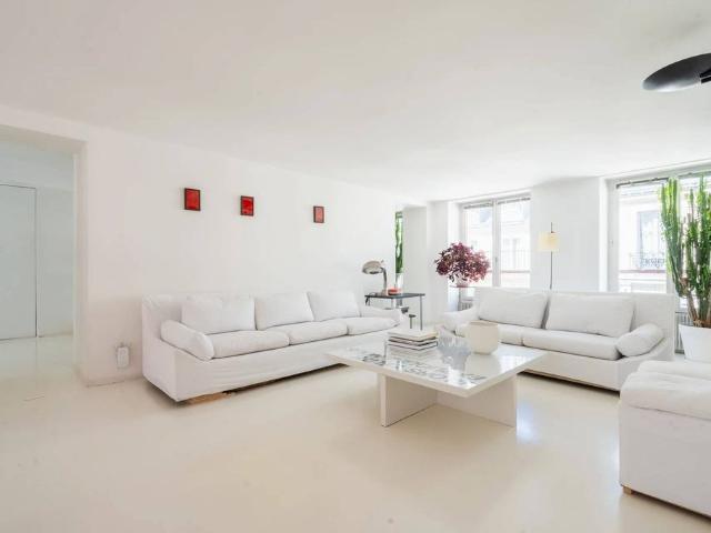 Appartement de luxe 2 chambres en vente à Temple, Rambuteau – Francs Bourgeois, Réaumur, France