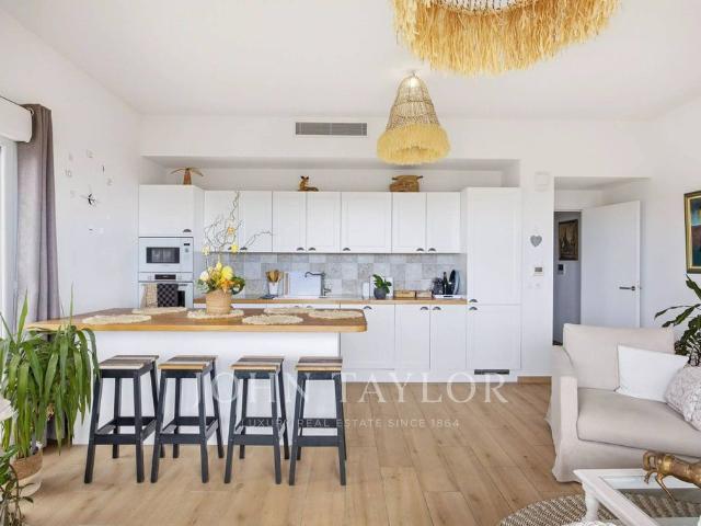 Appartement de luxe 2 chambres en vente à Villeneuve Loubet, Provence Alpes Côte d'Azur