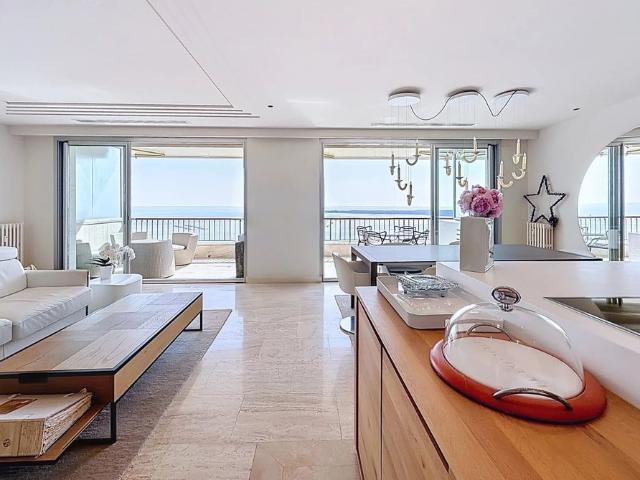 Appartement de luxe 2 chambres en vente à Cannes, Provence Alpes Côte d'Azur