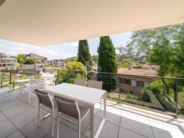 Penthouse de luxe de 4 pièces en vente Mougins, France