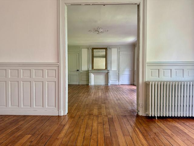 Appartement de prestige 5 pièces à vendre à Besançon Dernier étage