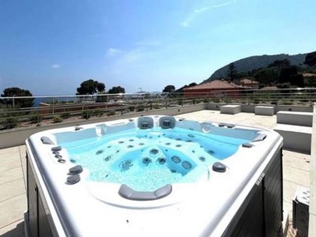 Appartement de prestige à vendre sur Èze