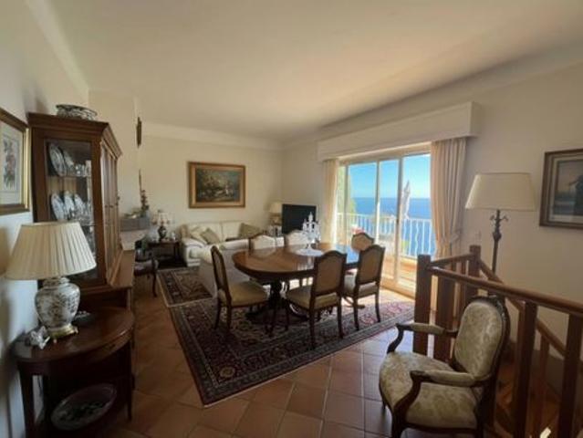 Appartement de prestige à vendre sur Èze