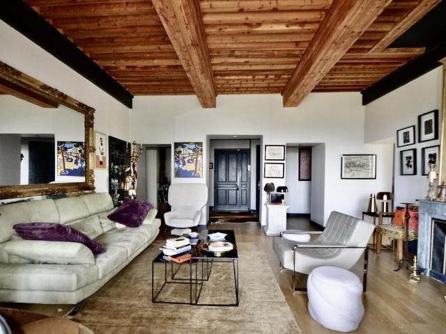 Appartement de prestige avec piscine privative