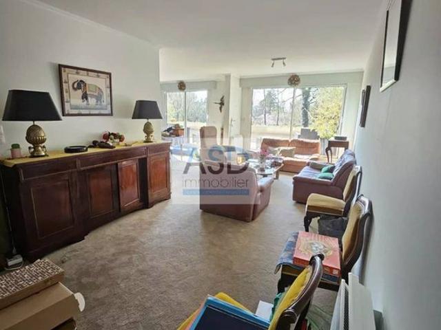 Appartement de prestige de 120 m2 en vente La Madeleine, Hauts de France