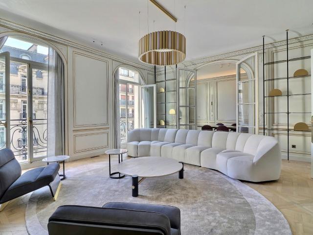 APPARTEMENT DE RECEPTION EXCEPTIONNEL