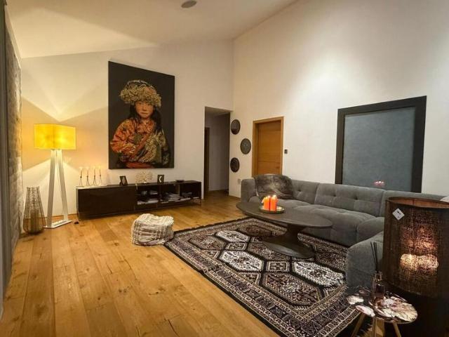Appartement de standing 4,5 pièces 135 m² Delley Portalban
