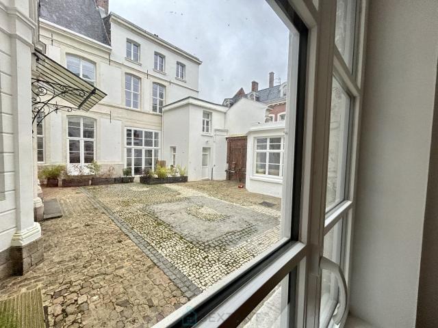 APPARTEMENT DE STANDING AVEC TERRASSE