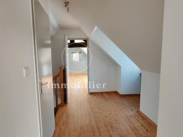 Appartement dernier étage à acheter à Baume Les Dames