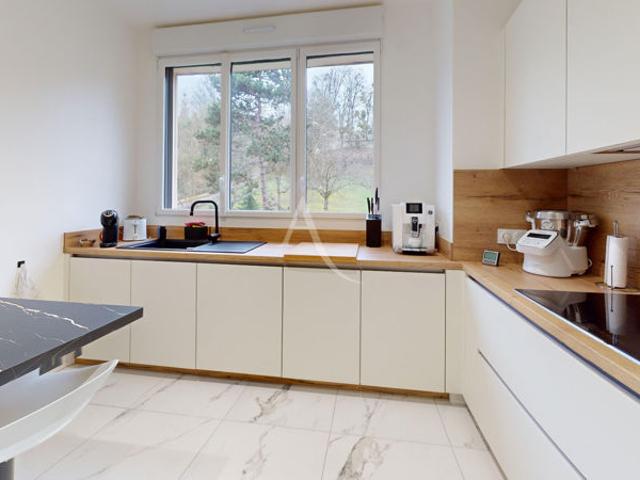 Appartement DERNIER ÉTAGE 5 pièce s 3 ch 123 m2
